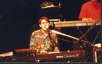 Jay 
Graydon Gig in Umeå 1994. Bill Cantos.