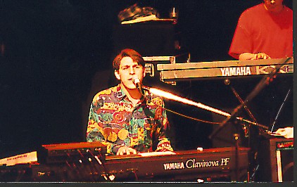 Jay 
Graydon Gig in Umeå 1994. Bill Cantos.