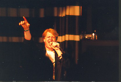 Jay Graydon 
Gig in Umeå 1994. Joseph Williams.